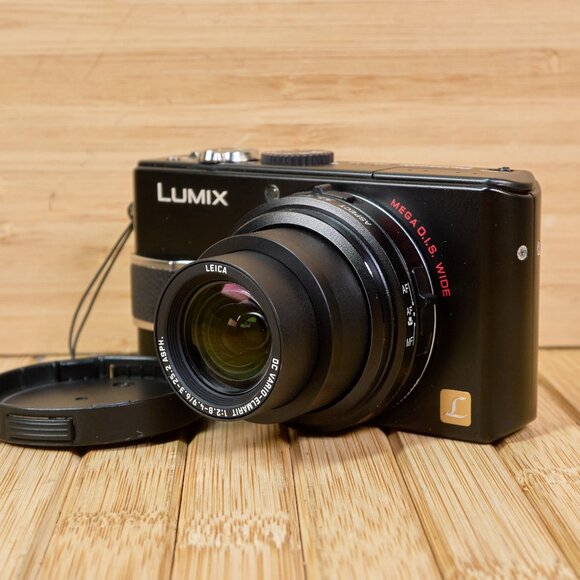 Panasonic Lumix DMC-LX2 10.2MP Digital Camera, Leica Lens, Made in Japan - Picture 1 of 9
